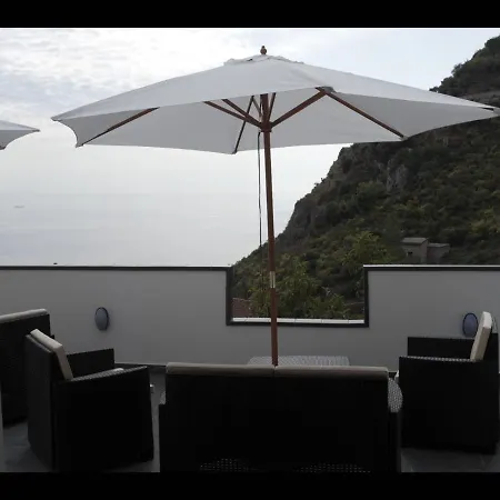 ベッド・アンド・ブレックファスト Luxury Terrazze E Vista Mare タオルミーナ