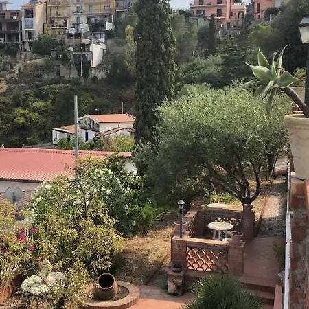 Luxury Terrazze E Vista Mare Bed & Breakfast
